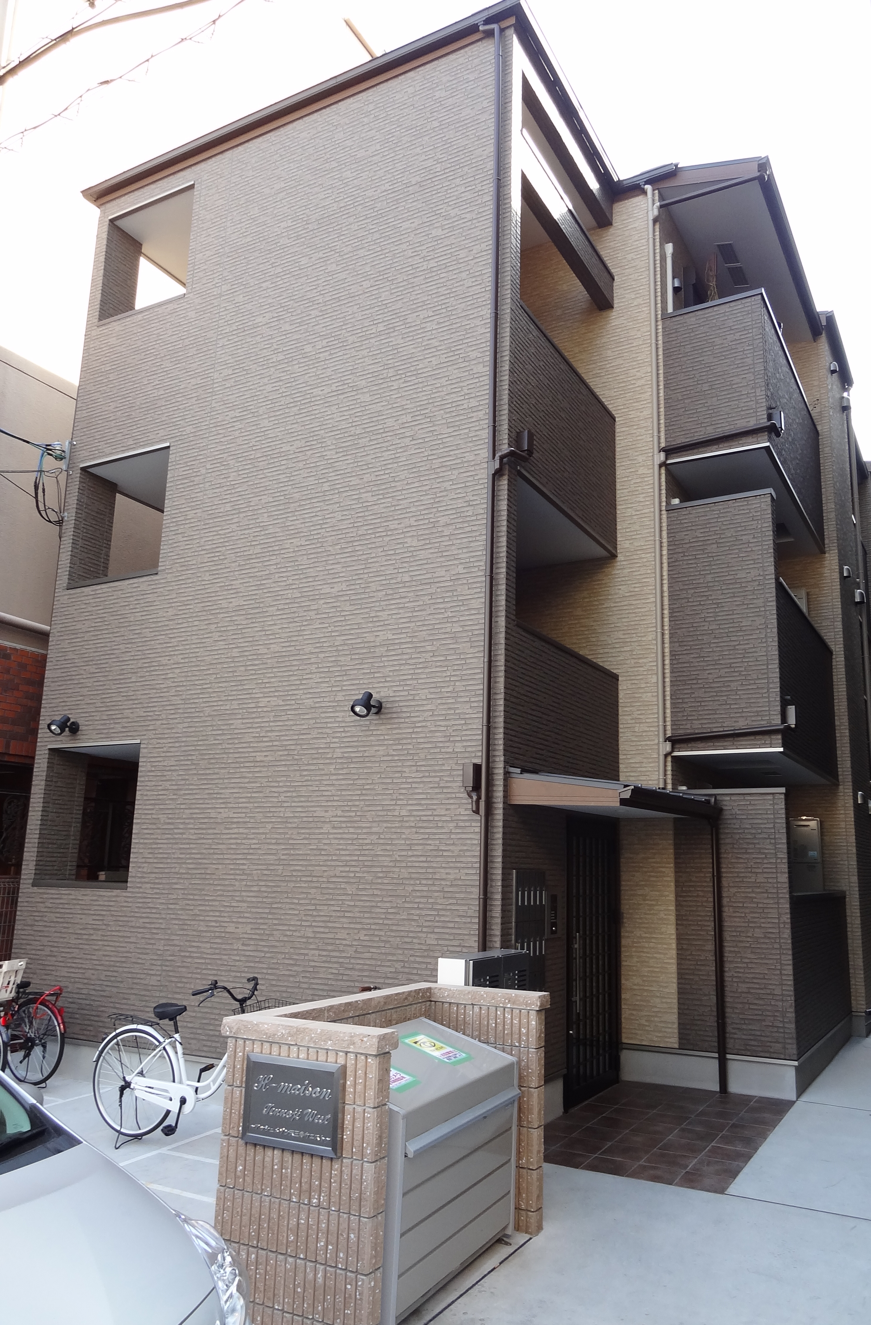 H-maison Tennoji West